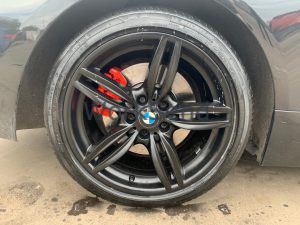 Порошковая покраска дисков и суппортов BMW